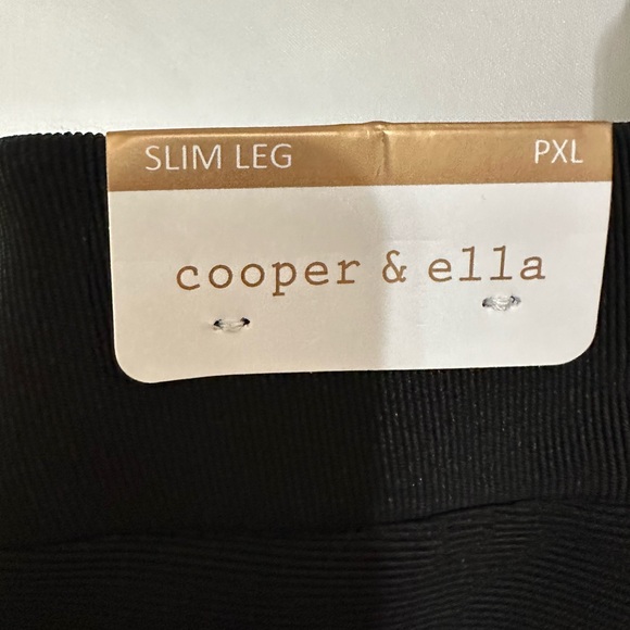 LADIES JET BLACK PULL ON DRESSY CAPRI SLIM LEG PANTS - Picture 3 of 5